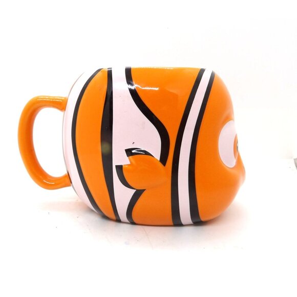 Disney Pixar Nemo Ceramic Mug Coffee Tea preowned never used - Picture 2 of 4